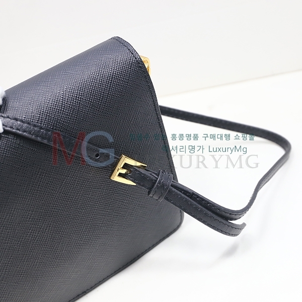  ǾƳ ̴ ũν 1BP020-A-4