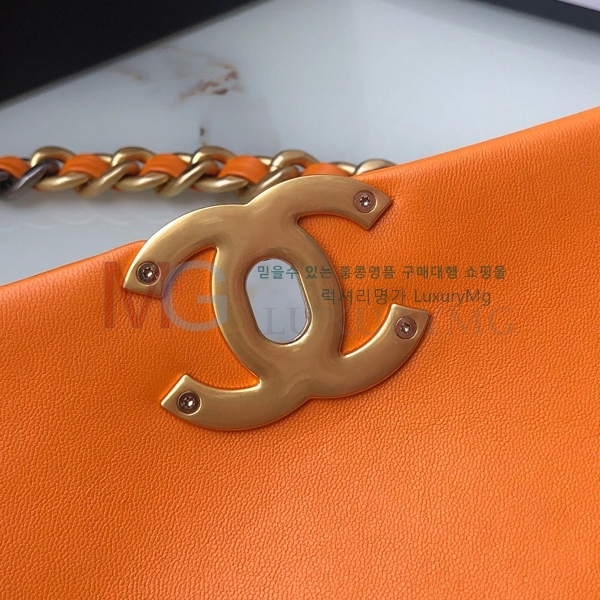 * 19 ÷ AS1160-A-5