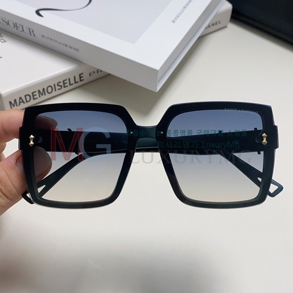 ζ ۶ 9YSL0230-1