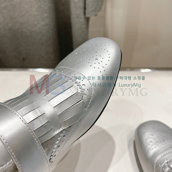     PA809905-2