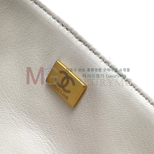  ̵ ÷ AS5356-1