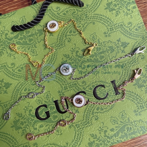   GG558673