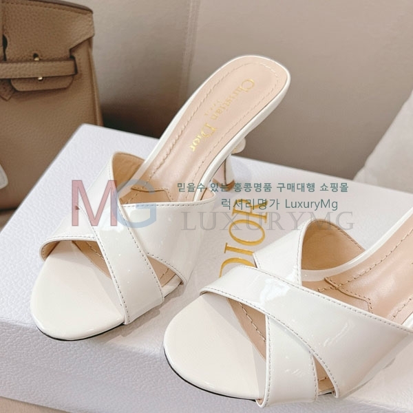     3D2R11775-1