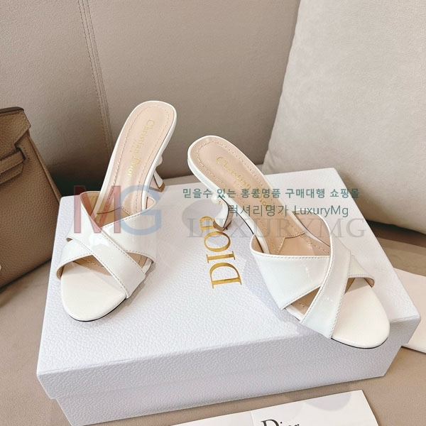     3D2R11775-1