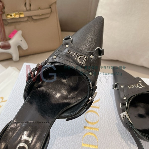     3D3R117008