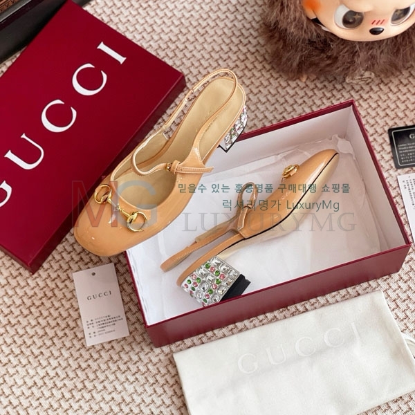    GU3882206