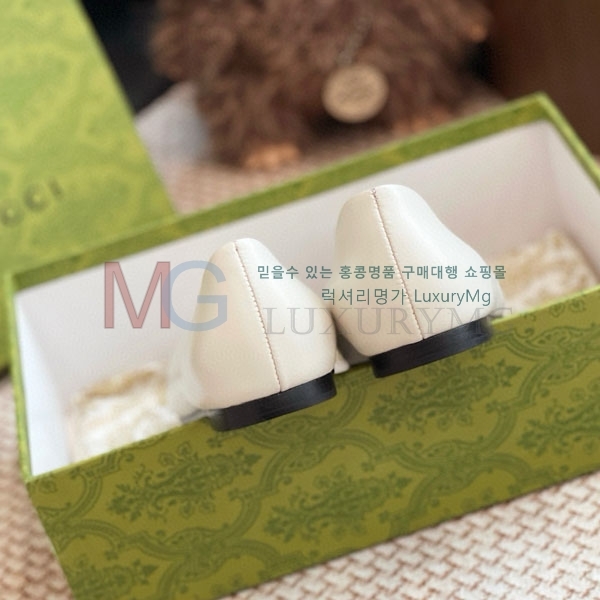  ÷  GU3877052
