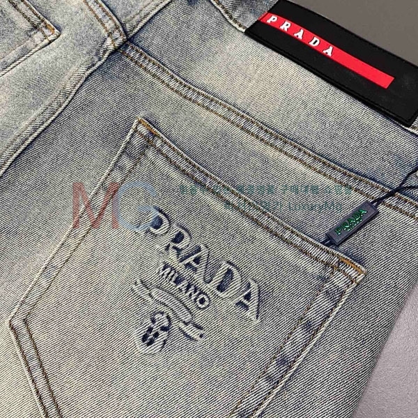    PRA299853