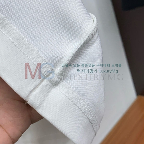  Ƽ AA0669056