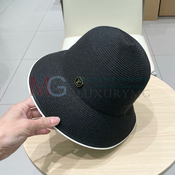 ̺  LV68844-4