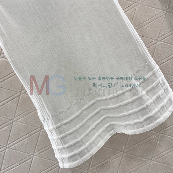   μҸ CH62136365-1