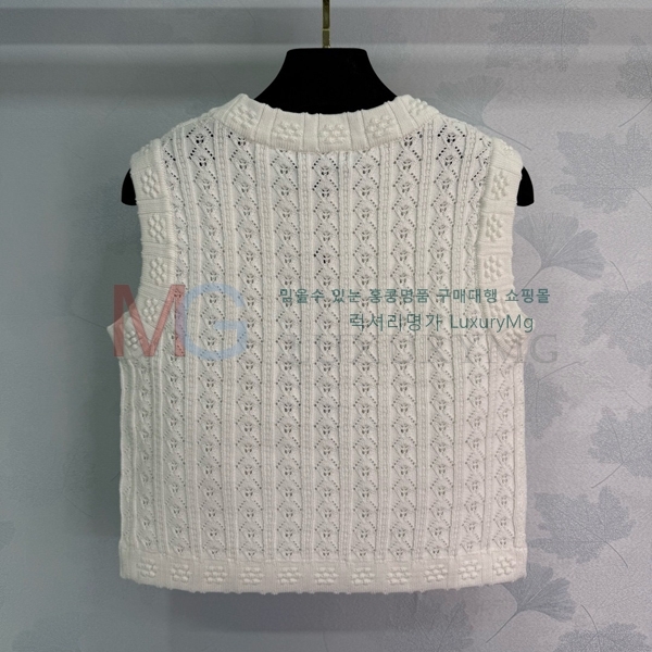   μҸ CH62136369
