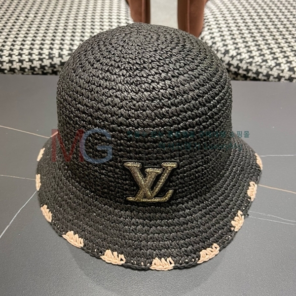 ̺  LV68851-2