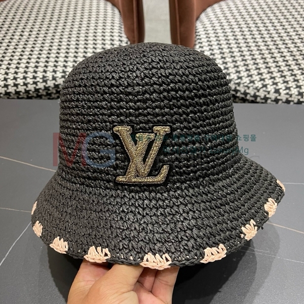 ̺  LV68851-2