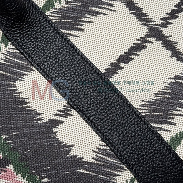 ޽ Ƽ 161600-7