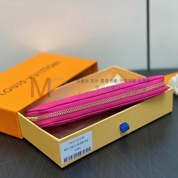 ̺ x TM   M13618-1