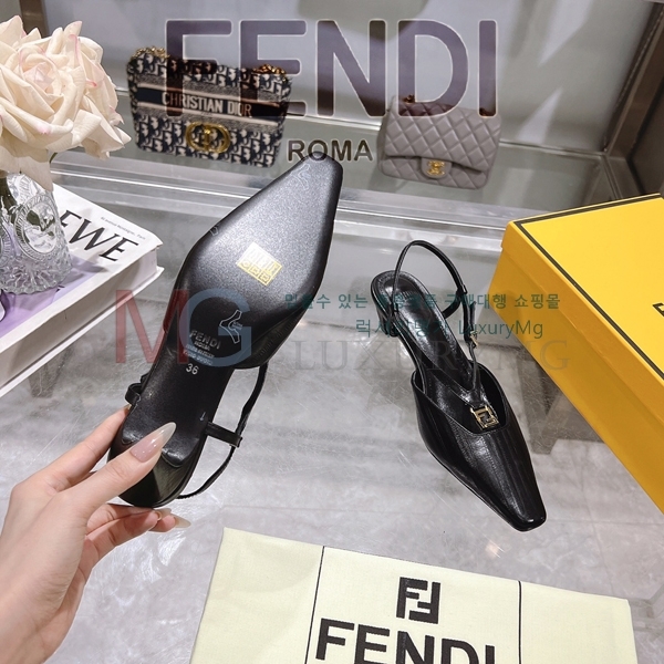  ̵ FF65641-7