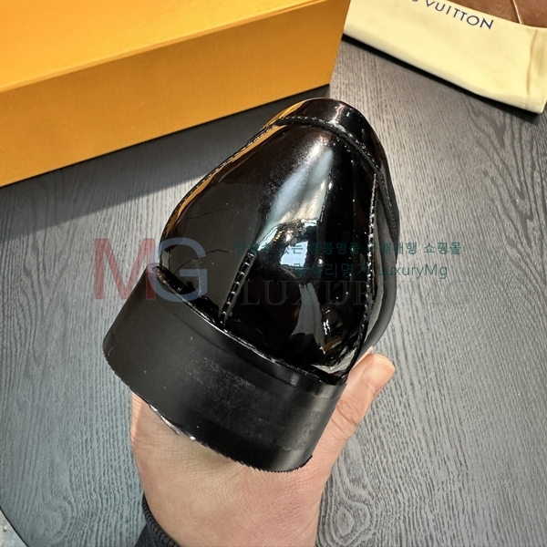 ̺  屸 LV264923-3