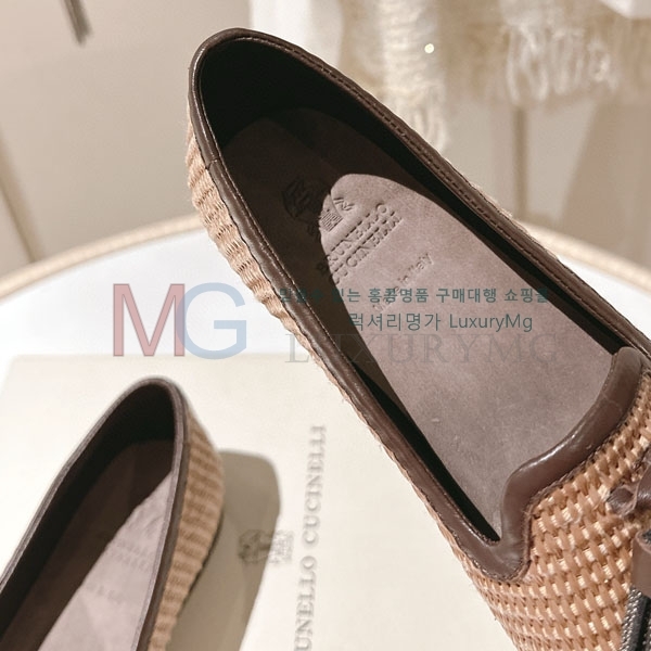 ڷ ġڸ   BC166208-1