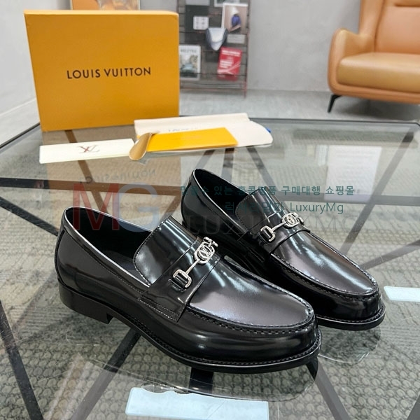 ̺   LV288037
