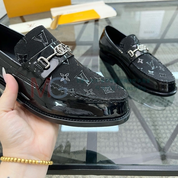 ̺   LV288037-2