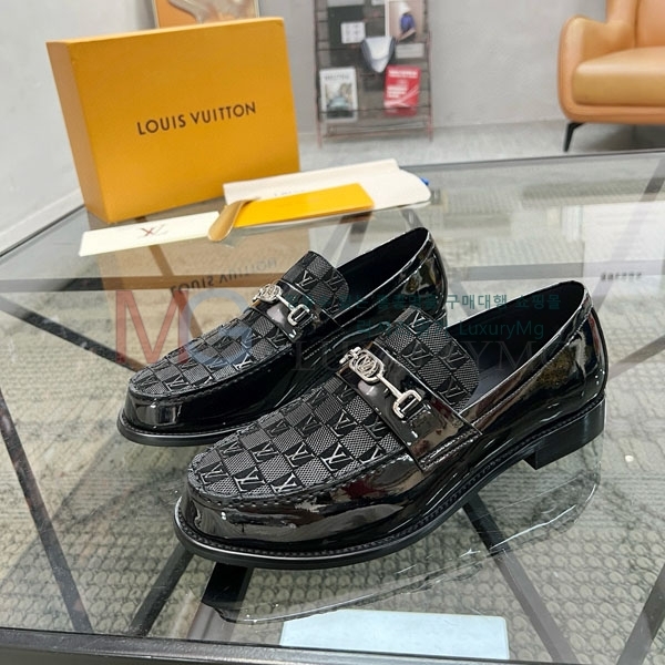̺   LV288037-4