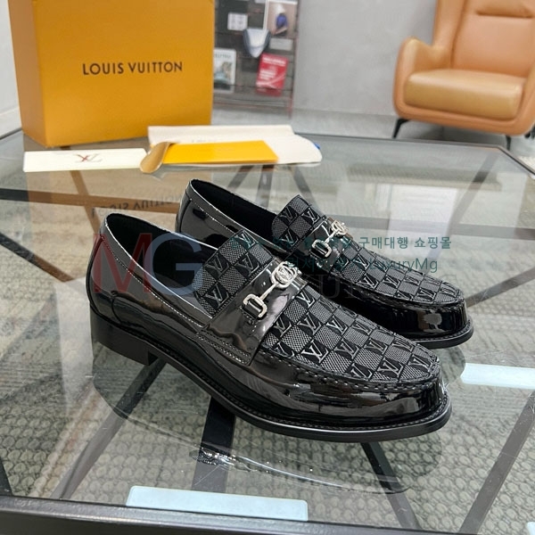 ̺   LV288037-4