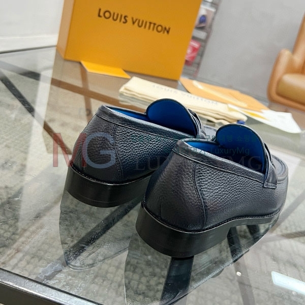 ̺   LV288038