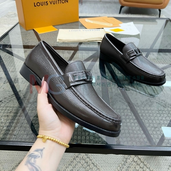 ̺   LV288038-1