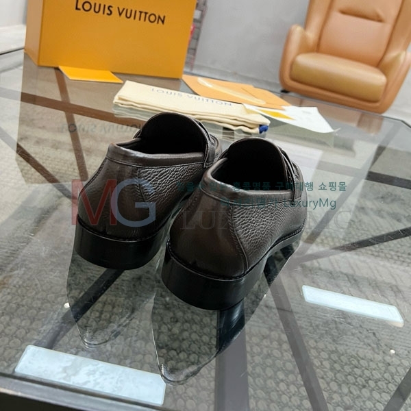 ̺   LV288038-3