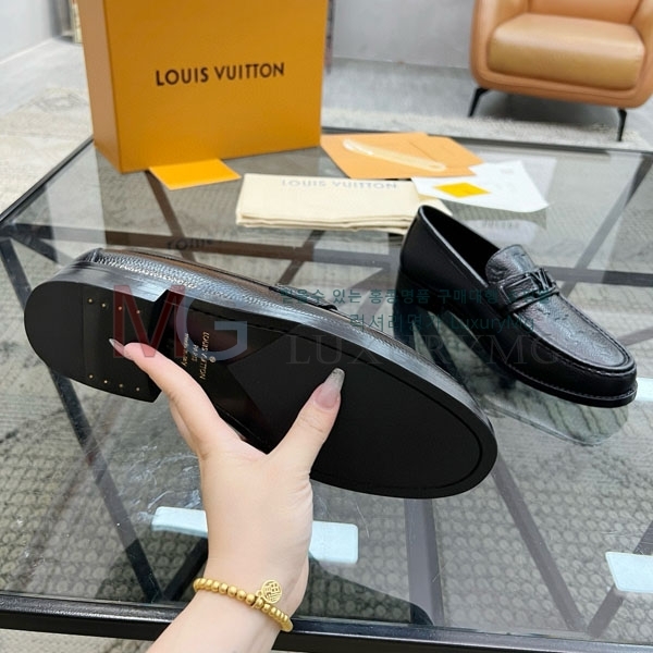 ̺   LV288038-4