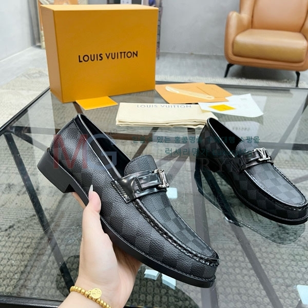 ̺   LV288039
