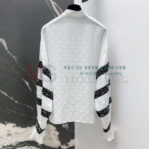  *  CHY453858