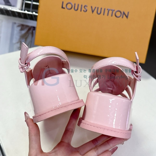 ̺   LV1889105-1