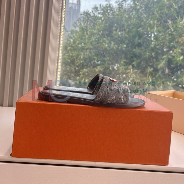 ̺   LV5580711