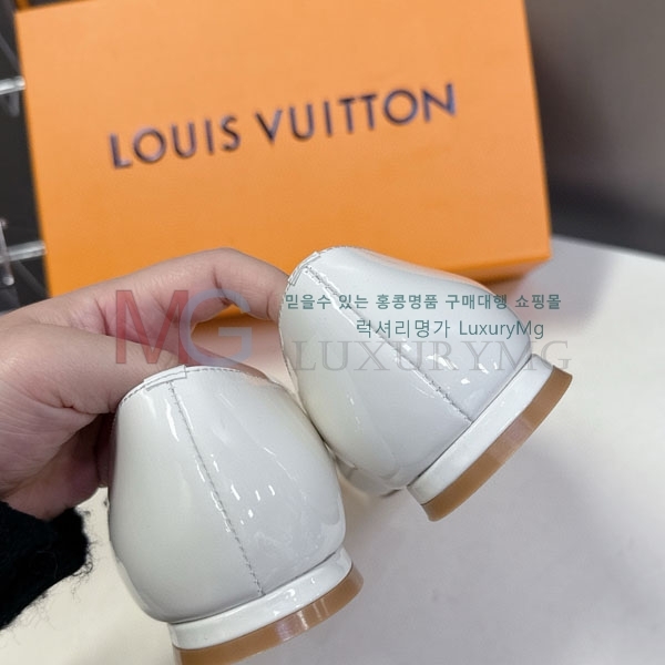̺  ÷ LV80321-3