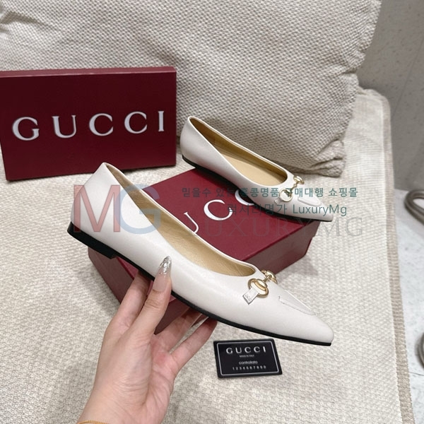    ÷ 33GU60705