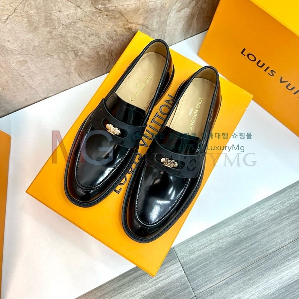 ̺  屸 LVP690881-2