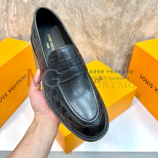 ̺  屸 LVP690881-1