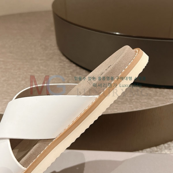 ڷ ġڸ   BC774053