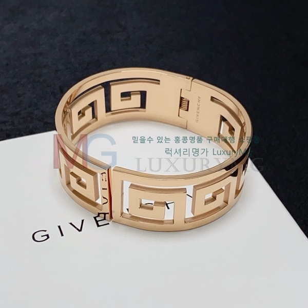   GY8066536