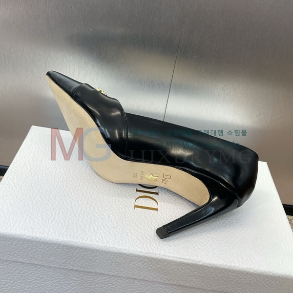 MY Dior    MZ2250990-2