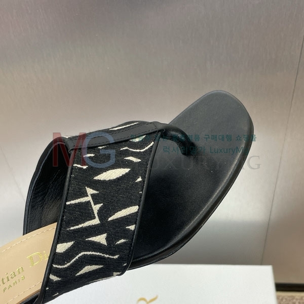  Miss Dior  MZ000641
