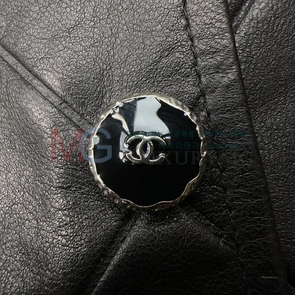  * Ŷ C60035476