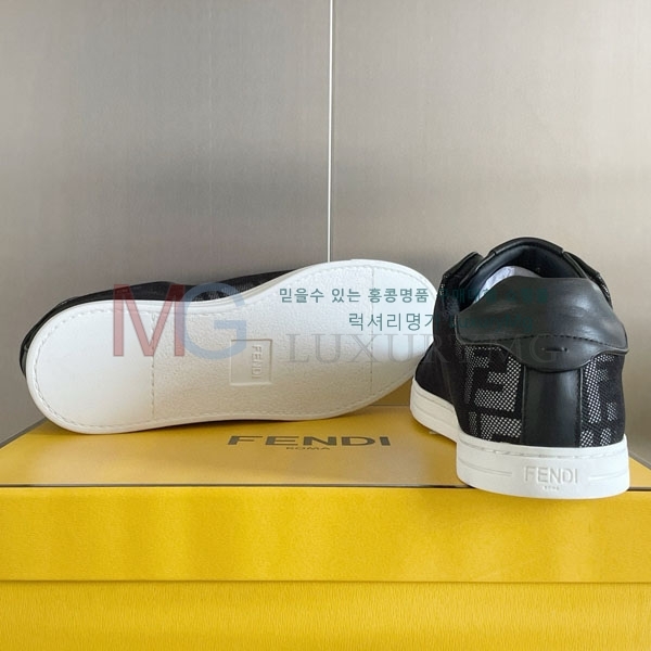   Signature Ŀ FF006813