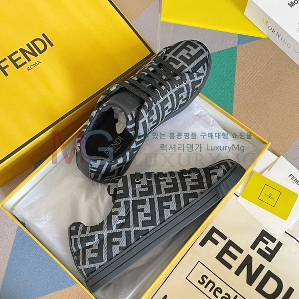   Signature Ŀ FF006813-4