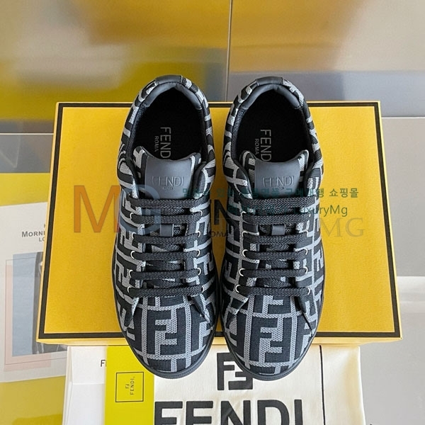   Signature Ŀ FF006813-4