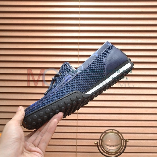 ̺   H3066456