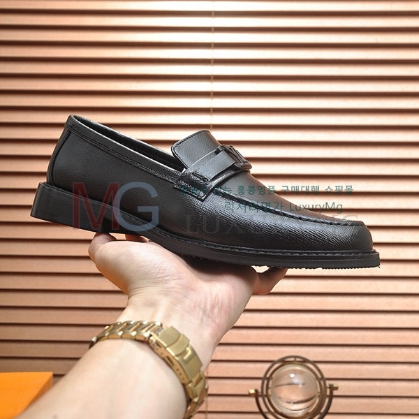 ̺  屸 LV880699-1