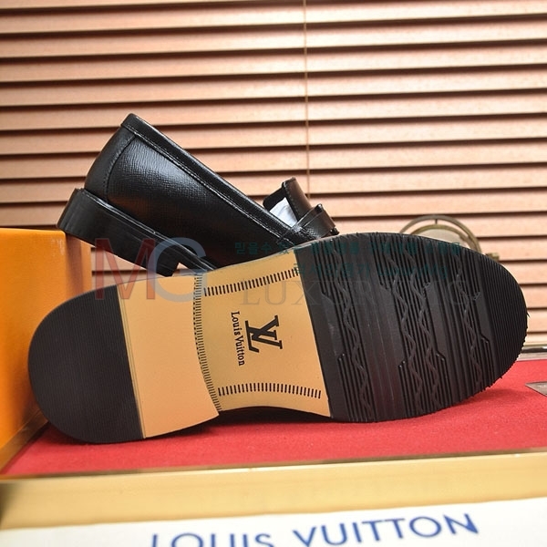 ̺  屸 LV880699-1